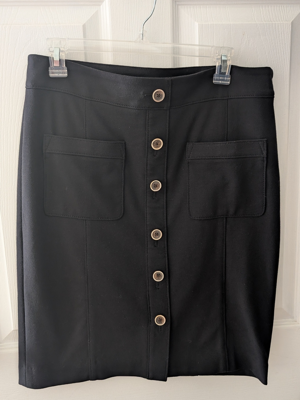 Banana Republic Black Button-Front Pencil Skirt with Patch Pockets